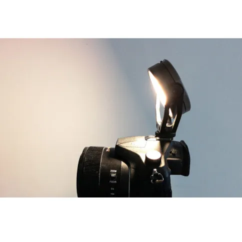 sunwayfoto-multi-functional-outdoor-fill-light-fl-54-3.jpg