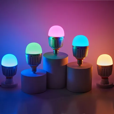 Godox-C10RB-KNOWLED-RGBWW-Creative-Bulb-E27_6.jpg
