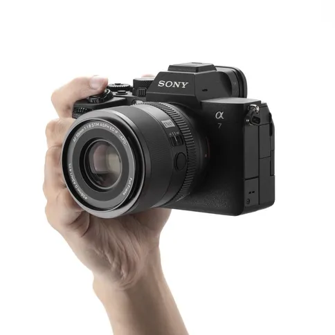 Viltrox_AF_55mm_F1.8_FE_EVO_On_Sony_A7_In_Hand.jpg