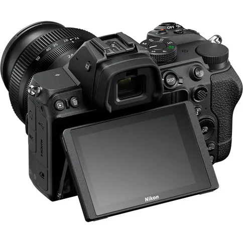 Nikon-Z5-24-50mm-4.jpg