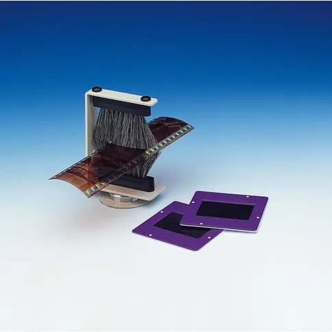 Kaiser-Kinetronics-MiniStat-MS-100-compacte-antistatische-filmreiniger_2.jpg