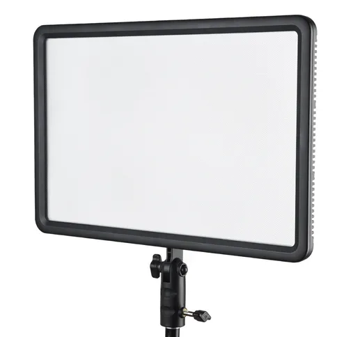 Godox_LEDP260C_Trio_Tripod_kit_2.jpg
