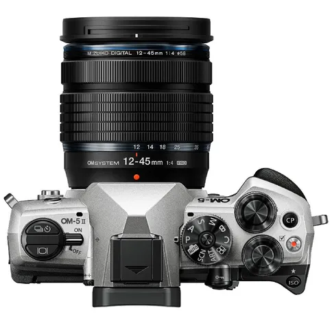 om-system-om5ii-silver-12-45mm-4.jpg