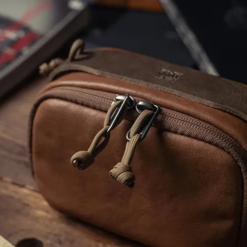Wotancraft-Portable-Pouch-size-M-brown-leather_4.jpg