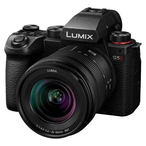 panasonic_lumix_s5_m2_lumix-S-20-60mmf35-56_1.jpg