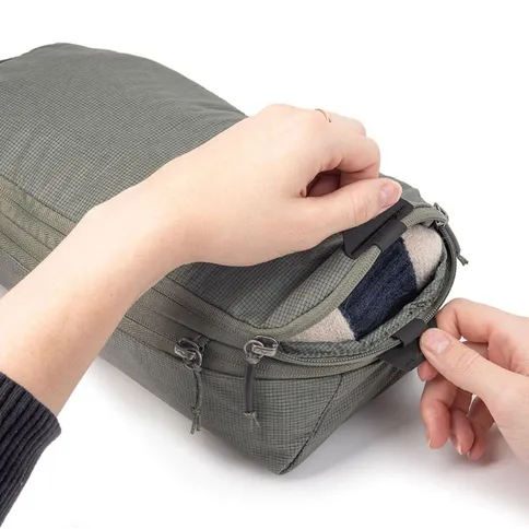 Peak-Design-Packing-Cube-Small-V2-sage_4.jpg