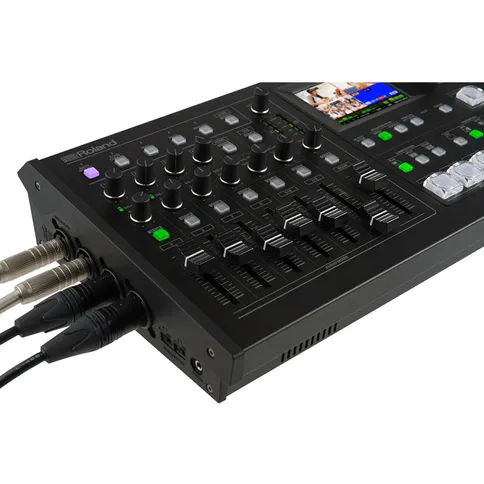 Roland_VR-4HD_audio-video_mixer_6.jpg