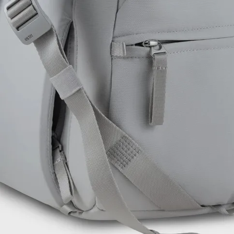 7_Urth-Arkose-Backpack-StoneGrey.jpg