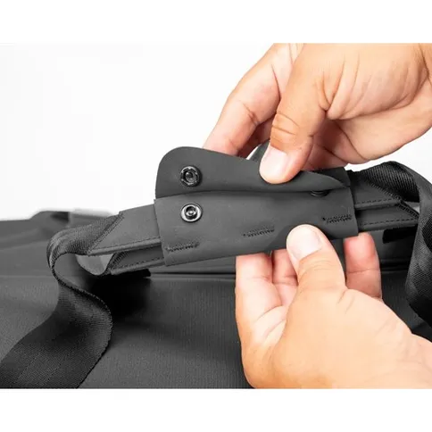 peakdesign_travelduffel_65-3.jpg