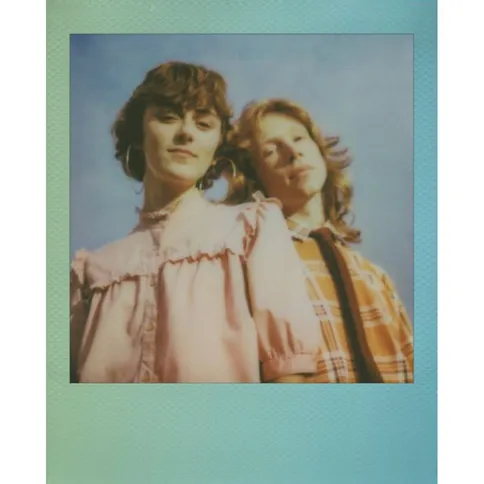 Polaroid-GO-2x8-Film-Pack-Gradient-Frame_4.jpg