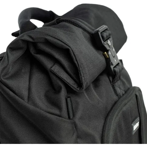 Think-Tank-FocusPoint-30L-Asphalt-Black_2.jpg