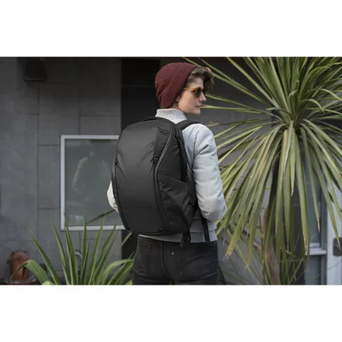 Peak_Design_Everyday_backpack_zip_20L_v2_black_08.jpg