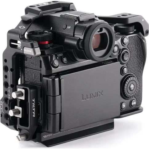 Tilta-Full-Camera-Cage-for-Panasonic-S1R-II-zwart_3.jpg