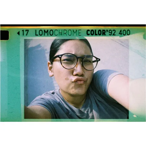 Lomography-110-Camera-Flash-Golden-Gate-edition_9.jpg