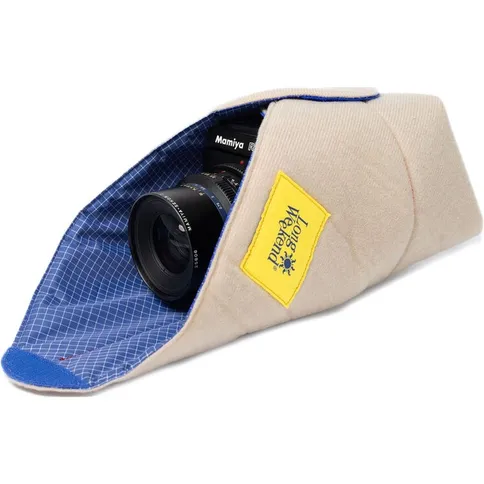 Long-Weekend-Padded-Camera-Wrap-19x19_4.jpg