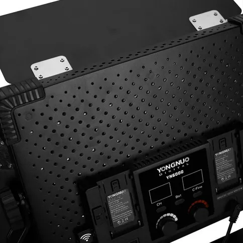 Yongnuo-YN6000-5600K_11.jpg