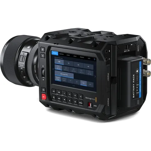 Blackmagic-PYXIS-12K-EF_2.jpg