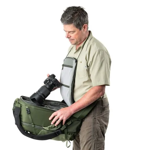 Think-Tank-BackLight-26L-Montane-Green_9.jpg