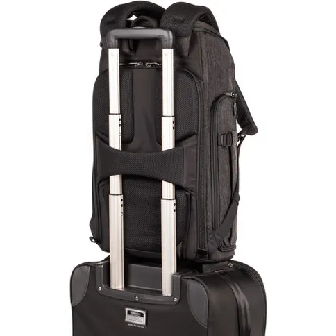 think_tank_urban_access_backpack_15_8.jpg