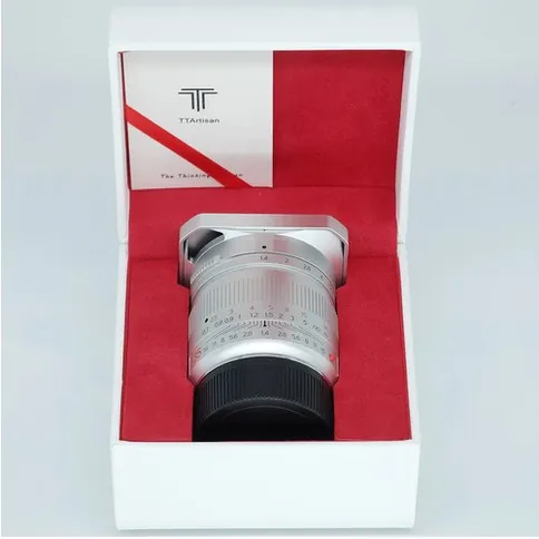 TTArtisan-35mm-F1.4-Leica-M-Mount-zilver_4.jpg