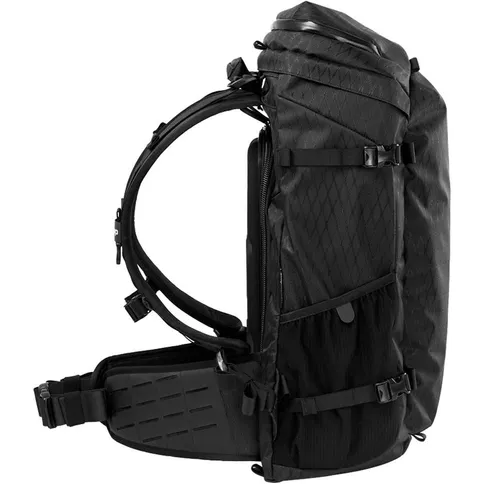 F-Stop-Kashmir-2-AIR-33L-Backpack-Male-Torso-Version-Anthracite_7.jpg