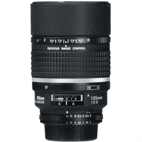 Nikon 135MM F2D AF DC NIKKOR OUTLET 2.jpg