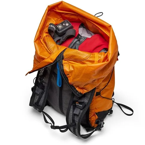 Lowepro-RunAbout-BP-18L-II_7.jpg