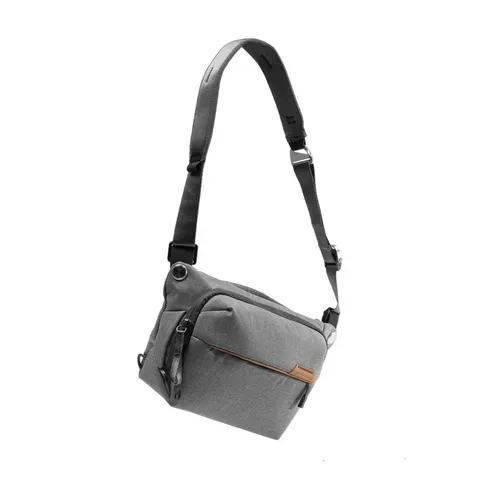 Peak-Design-Everyday-sling-10L-V3-ash_3.jpg