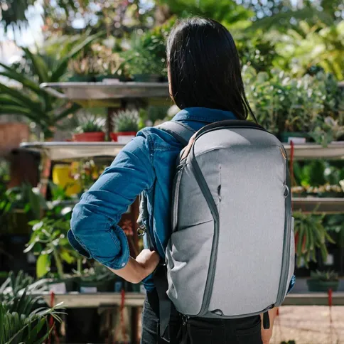 Peak-Design-Everyday-backpack-Zip-15L-V3-ash_5.jpg