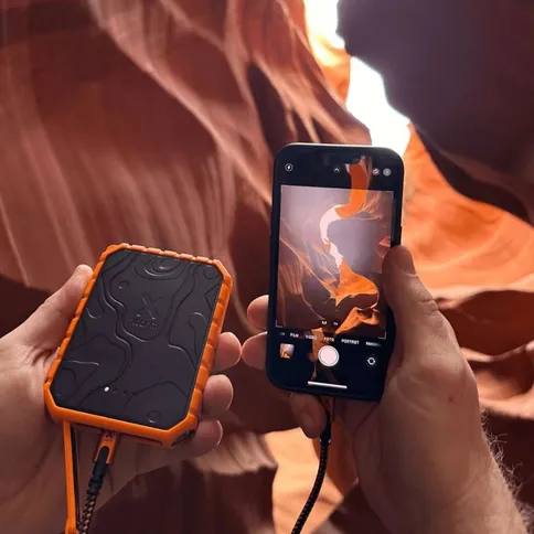 Xtorm-XR201-Xtreme-Powerbank-Rugged-20W-10000mAh_6.jpg