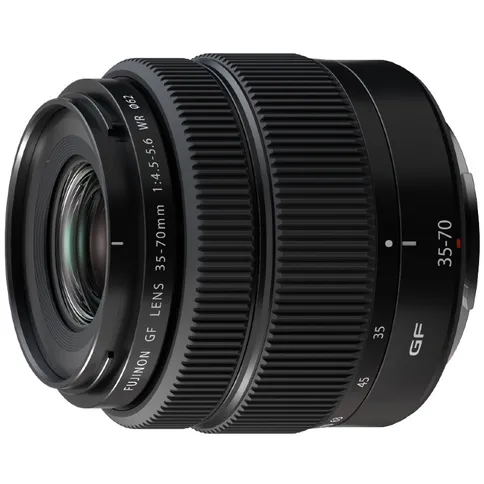 fujifilm-GF35-70mm_1.jpg