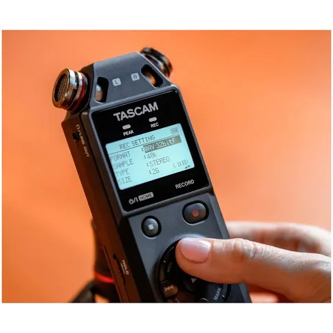 Tascam-DR-05XP-handheld-recorder_1.jpg