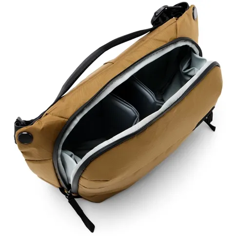 Peak Design-Everyday-Sling-6L_5.jpg