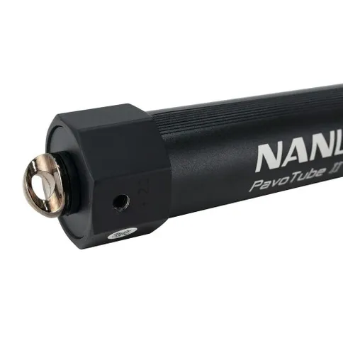 Nanlite-Pavotube-30X-w-battery-03.jpg