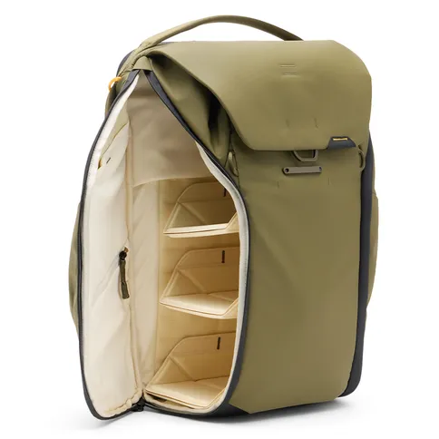 Everyday_Backpack_30L_Kelp_2.jpg