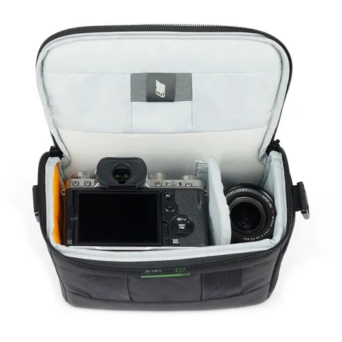 lowepro-adventura-3.jpg