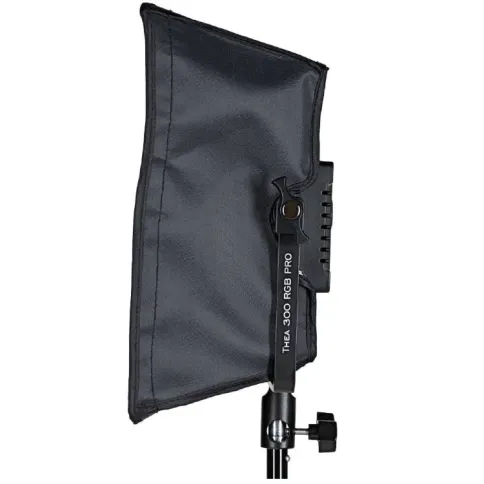 Quadralite_softbox_foto2.webp