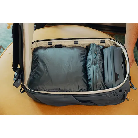 Travel_Backpack_45L_Ocean_13.jpg