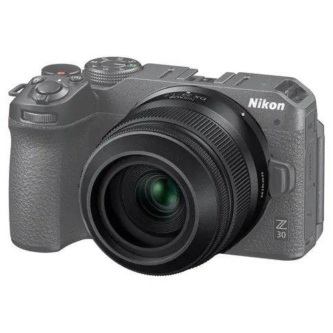 Nikon-Z-DX-24mm-F1.7-7.jpg