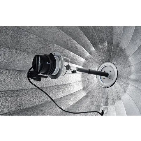 SMDV_bowens_mount_zoom_focusing_3.jpg