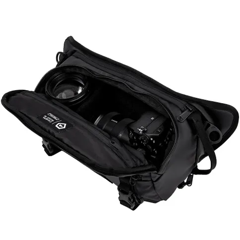 WANDRD-Sling-6L-black_4.jpg