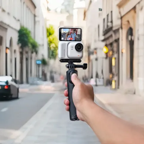 Insta360-Mini-2-in-1-Tripod-2-0_5.jpg