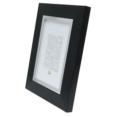 Deknudt-Fotolijst-in-zwart-met-zilverbies-15x20-S41NH2_2.jpg