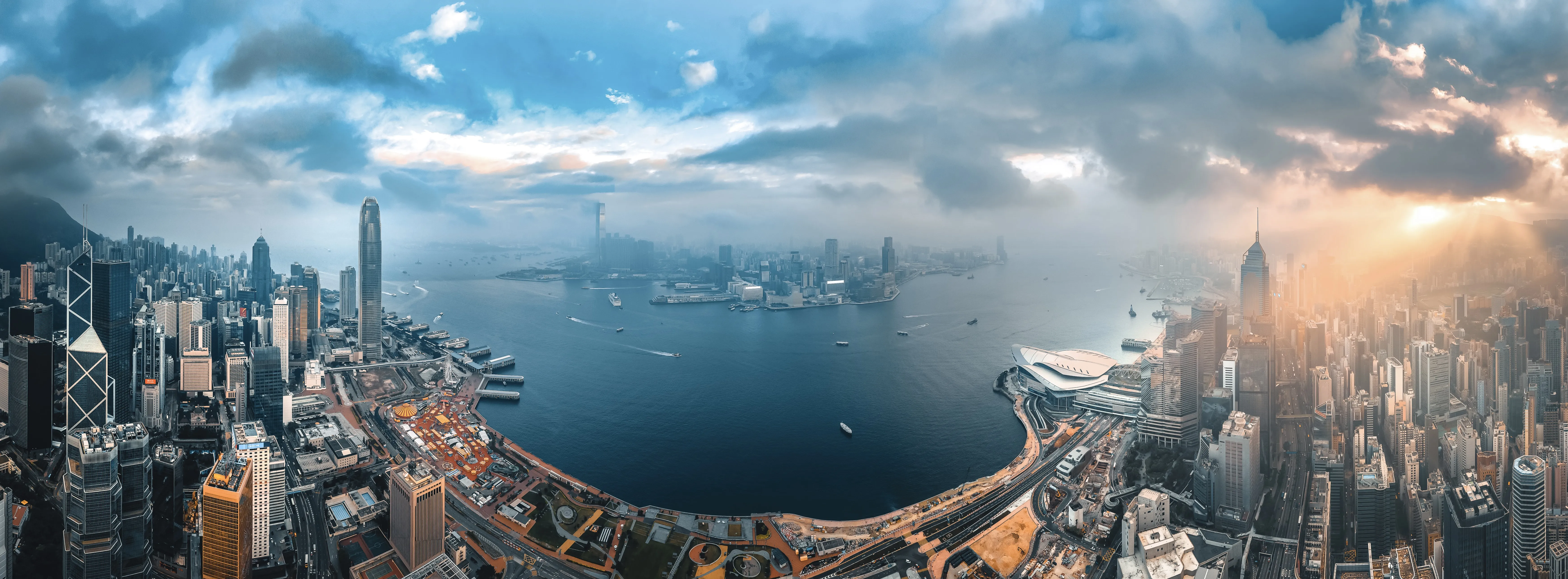 Panorama fotografie city.jpg