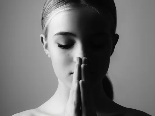 sony-inspo-85mm-gm1.jpg
