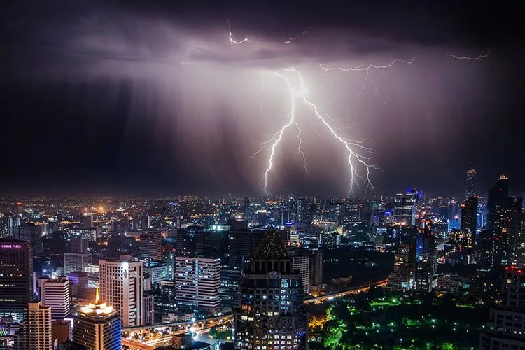 3. LightningOverCity.jpg