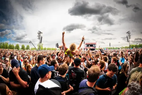 shali-blok-equal-idiots-rock-werchter.webp