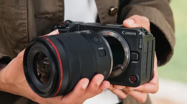 Canon EOS R6 V.webp