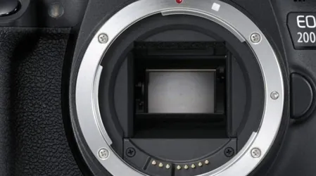 2000D_sensor.jpg