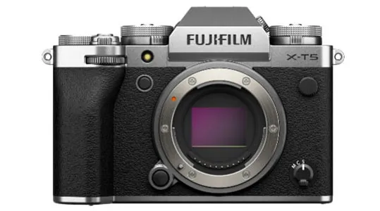 Fujifilm-X-T5-body-zilver.jpg